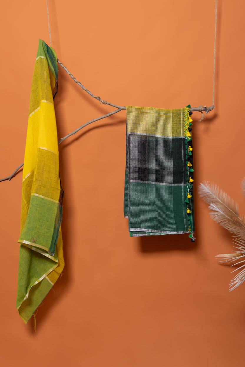 Trikalaa Vanya Green Linen Handloom Saree in Checks