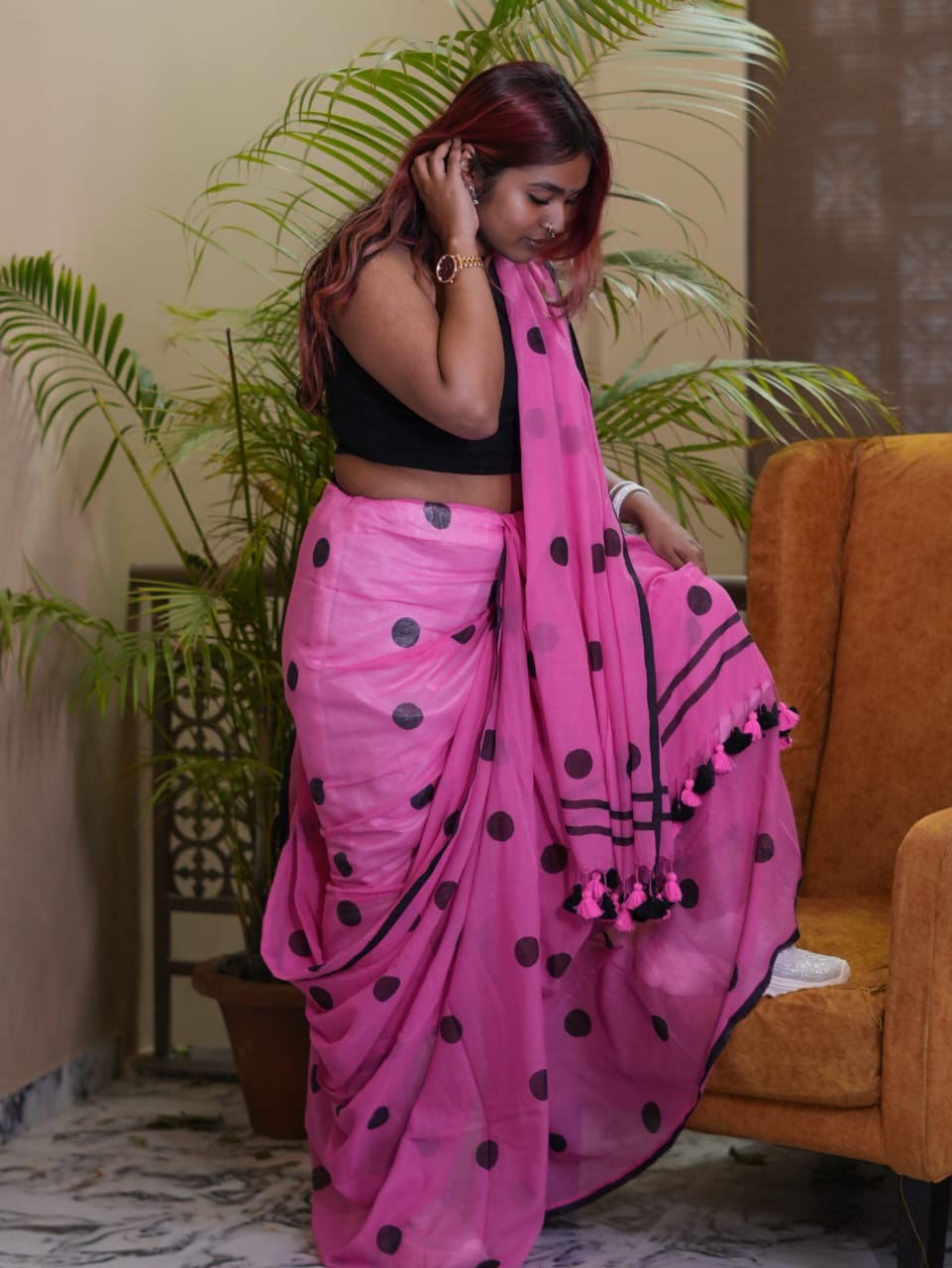 Gulaabi Polka Handloom Mulmul Saree