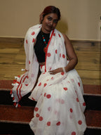 Laal Bindi Handloom Mulmul Saree