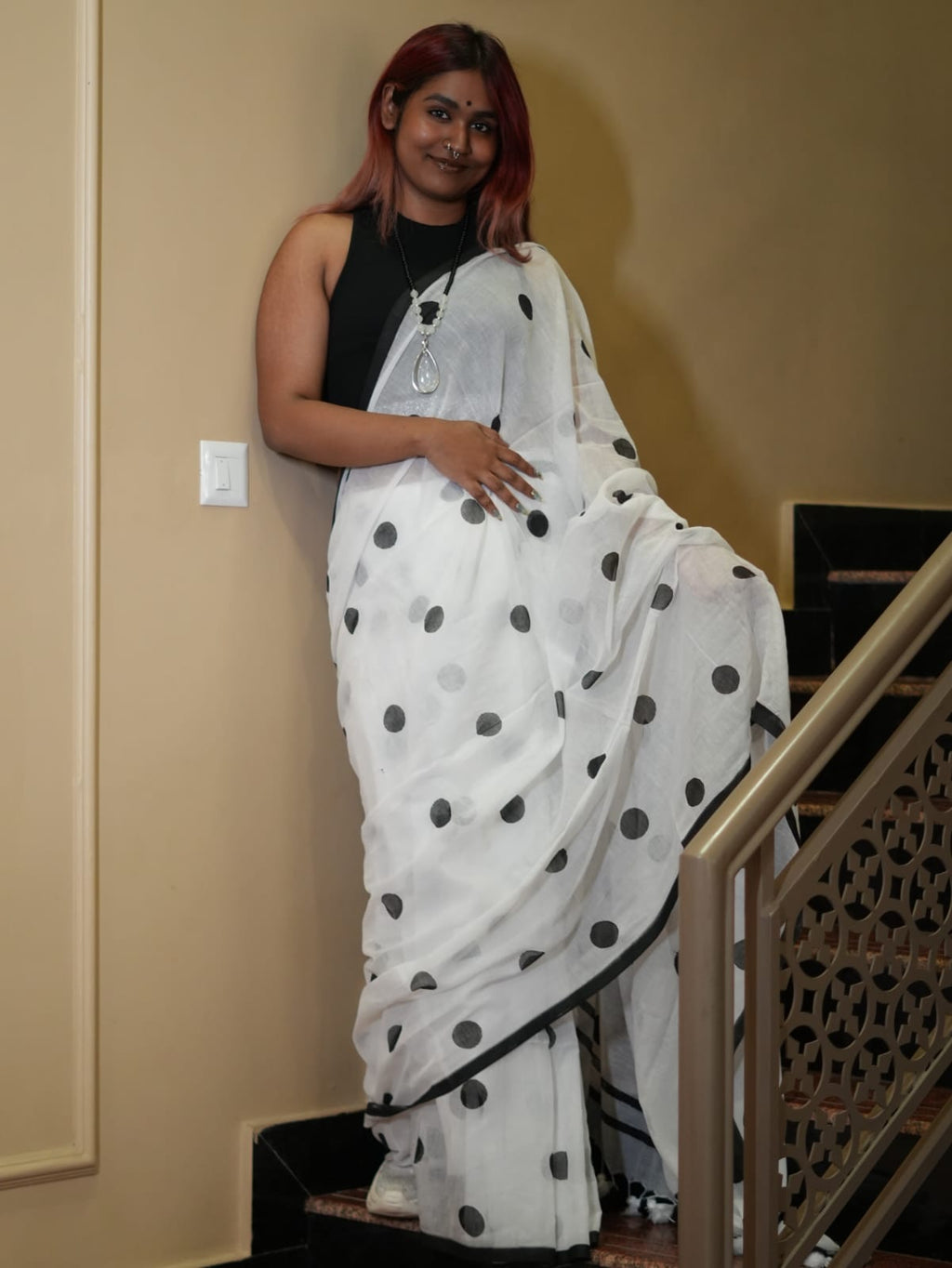 Noir Dots Handloom Mulmul Saree