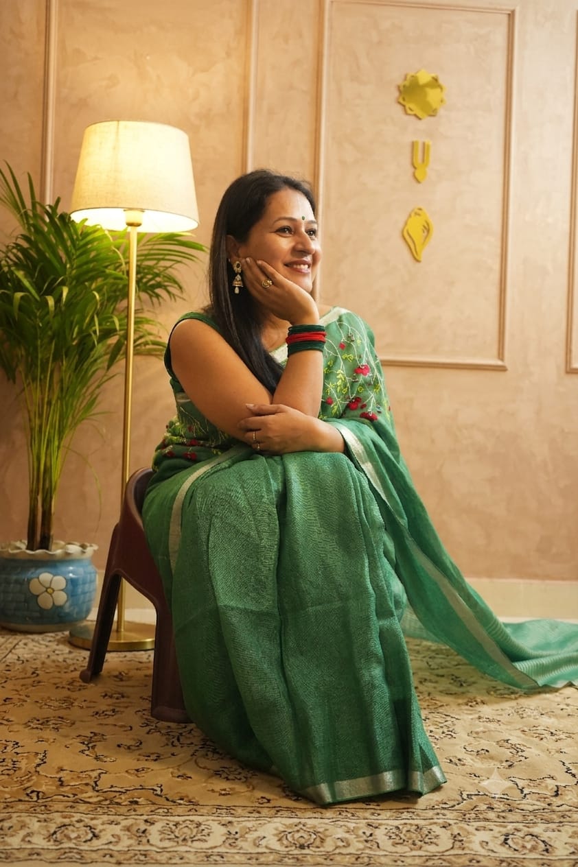 Vanya Emerald in Linen Silk